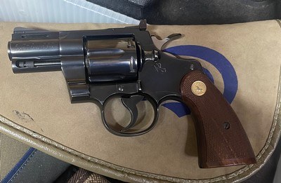 Colt Python (2 1/2 in, blue, 1965)