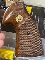 Colt Python (4 inch, nickel, near mint) - 6 of 6