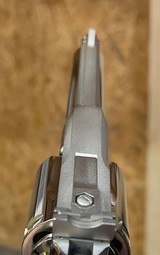 Colt Python (4 inch, nickel, near mint) - 4 of 6