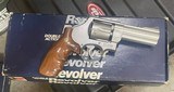 Smith and Wesson 625-3 (4 inch, orig. box) - 2 of 8