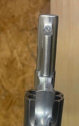 Smith and Wesson 657 (3 inch, combats) - 3 of 6