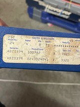 Smith and Wesson 24-3 (4 in, blue, box) - 8 of 8