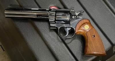 Colt Python (6 in, blue, 1976)