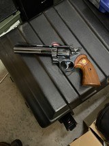 Colt Python (6 in, blue, 1976) - 1 of 7