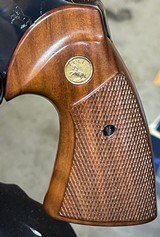 Colt Python (6 in, blue, 1976) - 7 of 7