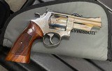 Smith and Wesson 29-2 (4 in, nickel) - 2 of 8