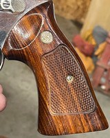 Smith and Wesson 29-2 (4 in, nickel) - 7 of 8