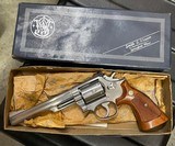 Smith and Wesson 66-1 (6 in, box, tools)