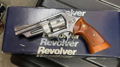 Smith and Wesson 624 (4 in, box)