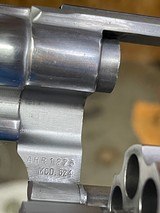 Smith and Wesson 624 (6 in, targets) - 5 of 6