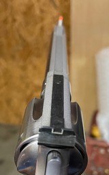 Smith and Wesson 629 (6 inch barrel, P&R, box) - 4 of 7