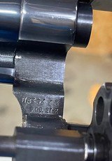 Smith and Wesson 27-2 (4 in, blue) - 5 of 8