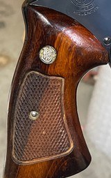 Smith and Wesson 27-2 (4 in, blue) - 8 of 8