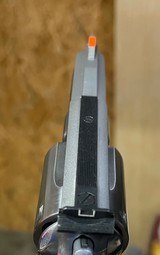 Smith and Wesson 66-2 (2 1/2, box) - 4 of 7