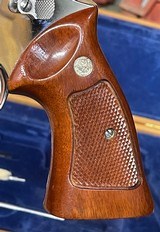 Smith and Wesson 29-2 (6 1/2in, N, box) - 7 of 8