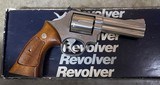 Smith and Wesson 686 (4 in, box, tools) - 2 of 10