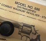 Smith and Wesson 686 (4 in, box, tools) - 10 of 10