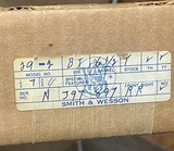 Smith and Wesson 29-2 (6 1/2 in, case, box!) - 7 of 10