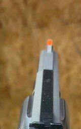 Smith and Wesson 66-2 (2 1/2 inch) - 4 of 5