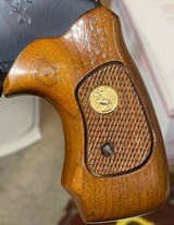 Colt Trooper Mark V (4 in, blue, orig box) - 6 of 10