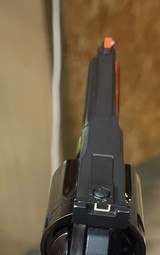 Colt Trooper Mark V (4 in, blue, orig box) - 4 of 10