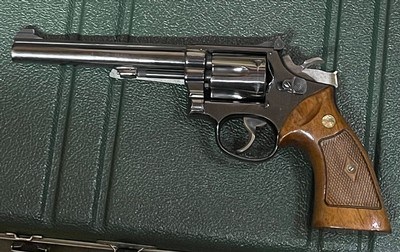 Smith and Wesson 17 (no dash, full target)