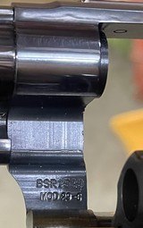 Smith and Wesson 29-6 (6 in, wood grips) - 5 of 7