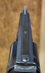 Smith and Wesson 19-3 (2 1/2 in, blue, box) - 4 of 6