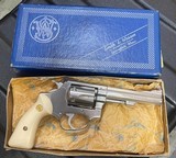 Smith and Wesson 63 (4 in, SS, box) - 2 of 8