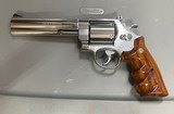 Smith and Wesson 629-2 (full lug, unfluted, combat) - 1 of 7