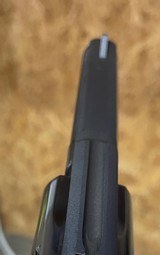 Smith and Wesson 547 (4 inch, 9mm) - 4 of 6