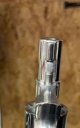 Smith and Wesson 15-4 (2 in, nickel, orig box) - 3 of 8