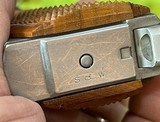 Smith and Wesson 639 (2 extra mags) - 6 of 7