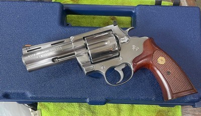Colt anaconda (4 in, 44 mag, box) - Image 1 of 6