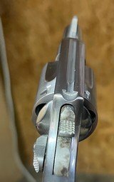 Smith and Wesson 60-7 - 4 of 5