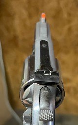 Smith and Wesson 66-4 (2 1/2 in) - 4 of 6