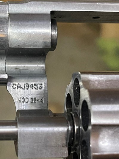 Smith and Wesson 66-4 (2 1/2 inch barrel, orig box) - Image 5 of 6