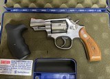 Smith and Wesson 66-4 (2 1/2 inch barrel, orig box) - Image 1 of 6