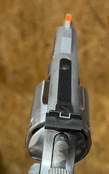 Smith and Wesson 66-4 (2 1/2 inch barrel, orig box) - Image 4 of 6