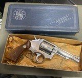Smith and Wesson 65-2 (4 in, orig box) - 1 of 8
