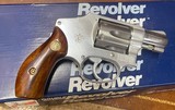Smith and Wesson 632 (32 mag, orig box) - 2 of 9