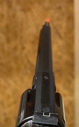 Smith and Wesson 29-2 (6 1/2in, blue, box) - 4 of 7
