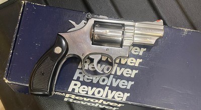 Smith and Wesson 66-2 (2 1/2 in) - Image 2 of 6