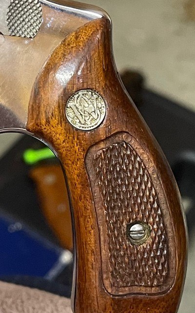 Smith and Wesson 36 (snub, nickel) - Image 6 of 6