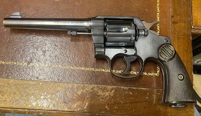 Colt New Service Shooting Master (38 spl) - Image 1 of 8