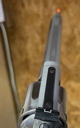Smith and Wesson 629-3 Classic - Image 4 of 8