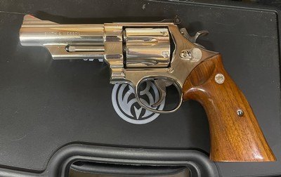 Smith and Wesson 29-3 (transition gun) - Image 1 of 7