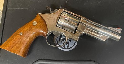 Smith and Wesson 29-3 (transition gun) - Image 2 of 7