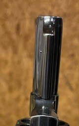 Smith and Wesson 29-3 (3 inch, combats) - Image 3 of 6