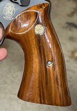 Smith and Wesson 25-7 (matte blue, unfluted, 45 colt) - Image 6 of 8